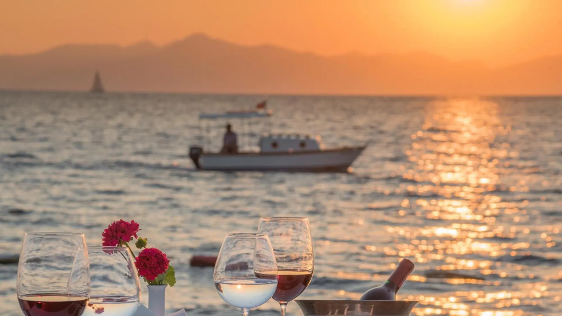 Rezort Azure By Yelken Hotel Turgutreis